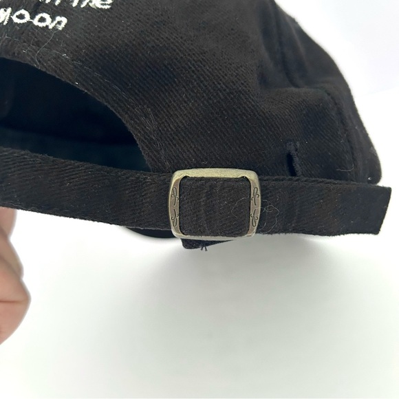 Hat - Picture 2 of 10